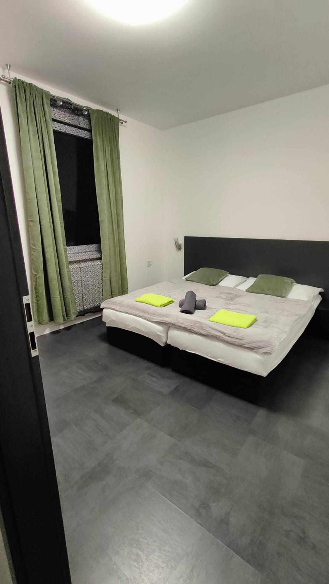 Apartmany U Golfu Jihlava Extérieur photo